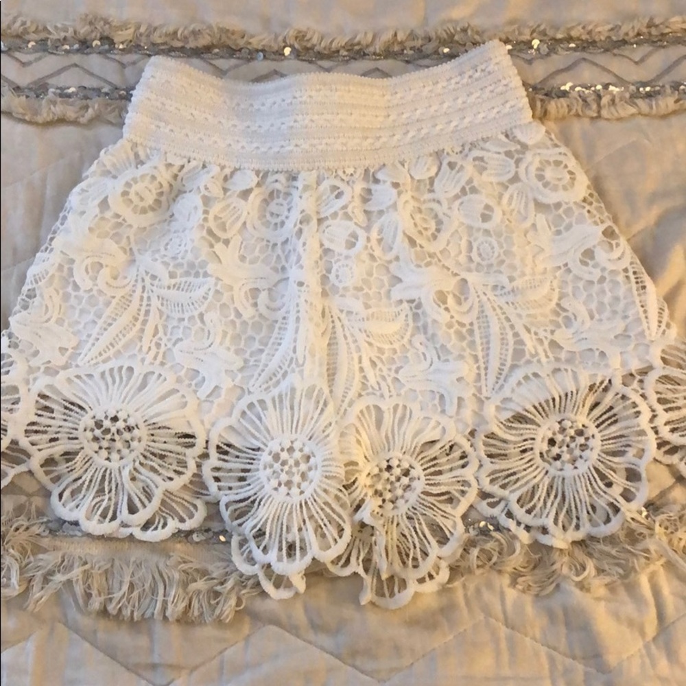 White lace shorts